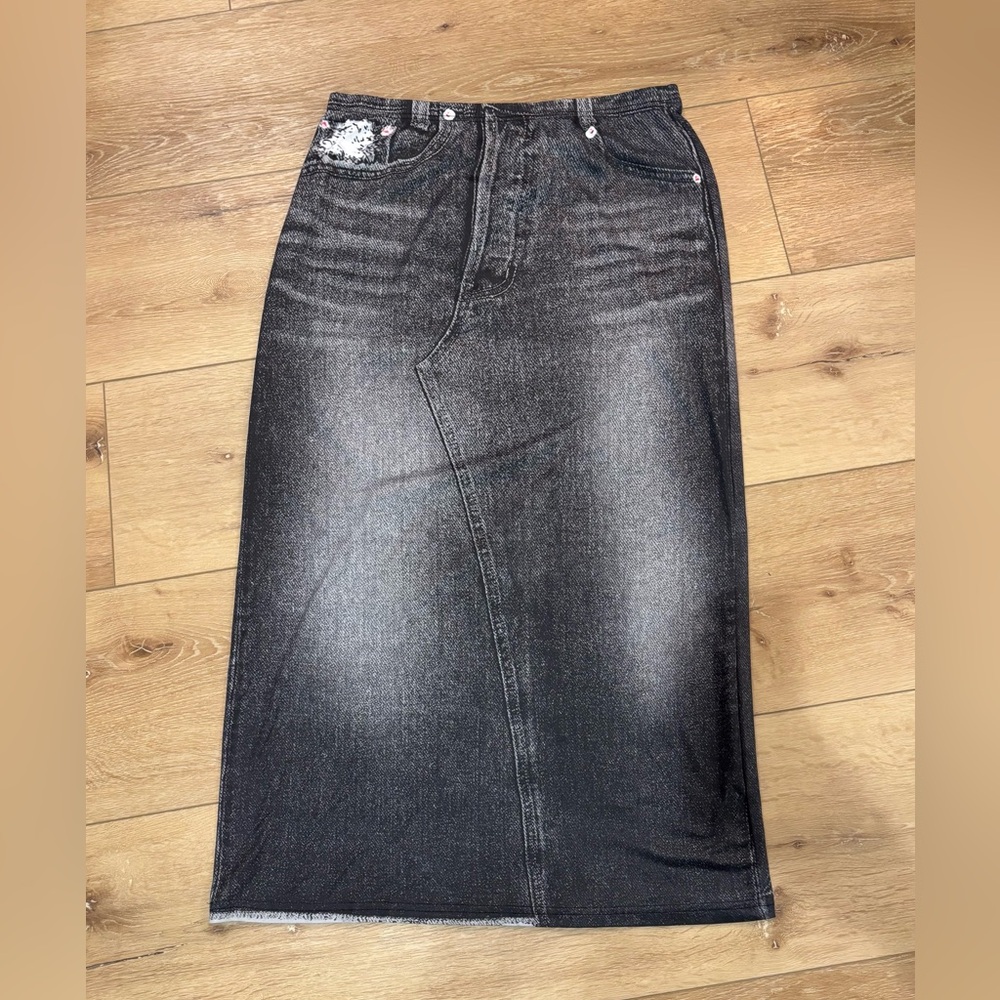 New SHEIN Curve Black Washed Printed Denim-look Knit Skirt XL
